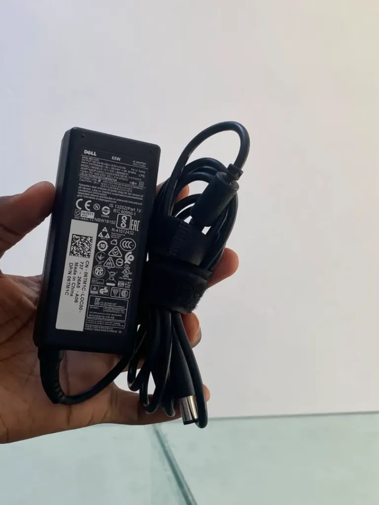Chargeur Dell big pin